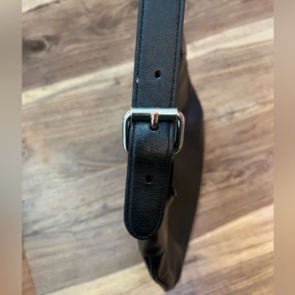 Vintage Banana Republic Classic Black Leather Shoulder Bag - Picture 11 of 16